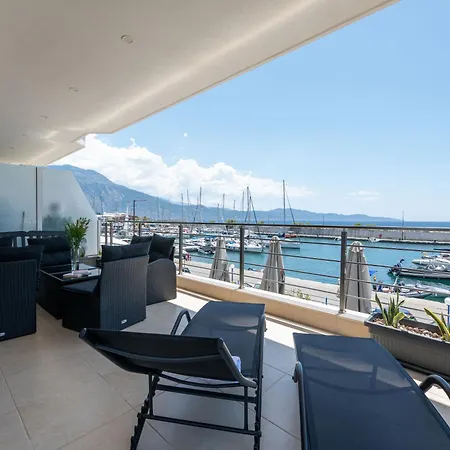 Апартаменты Infinite Blue ,centro Marina A1 Каламата
