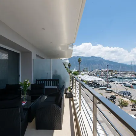 Infinite Blue ,centro Marina A1 *