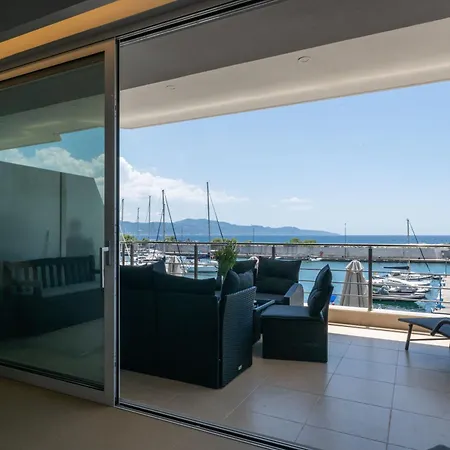 Апартаменты Infinite Blue ,centro Marina A1