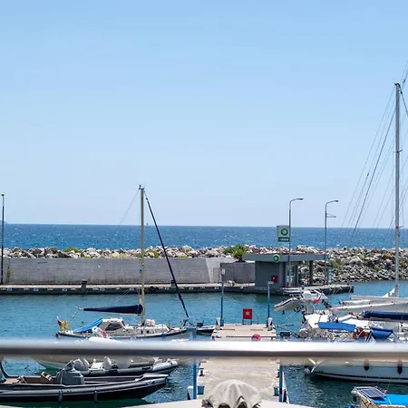 Infinite Blue ,centro Marina A1 Апартаменты *