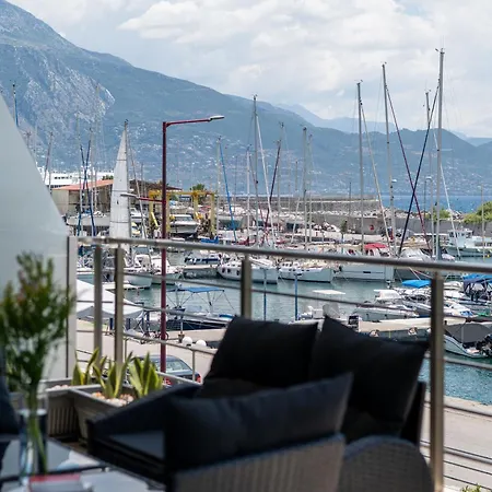 Infinite Blue ,centro Marina A1 * Каламата
